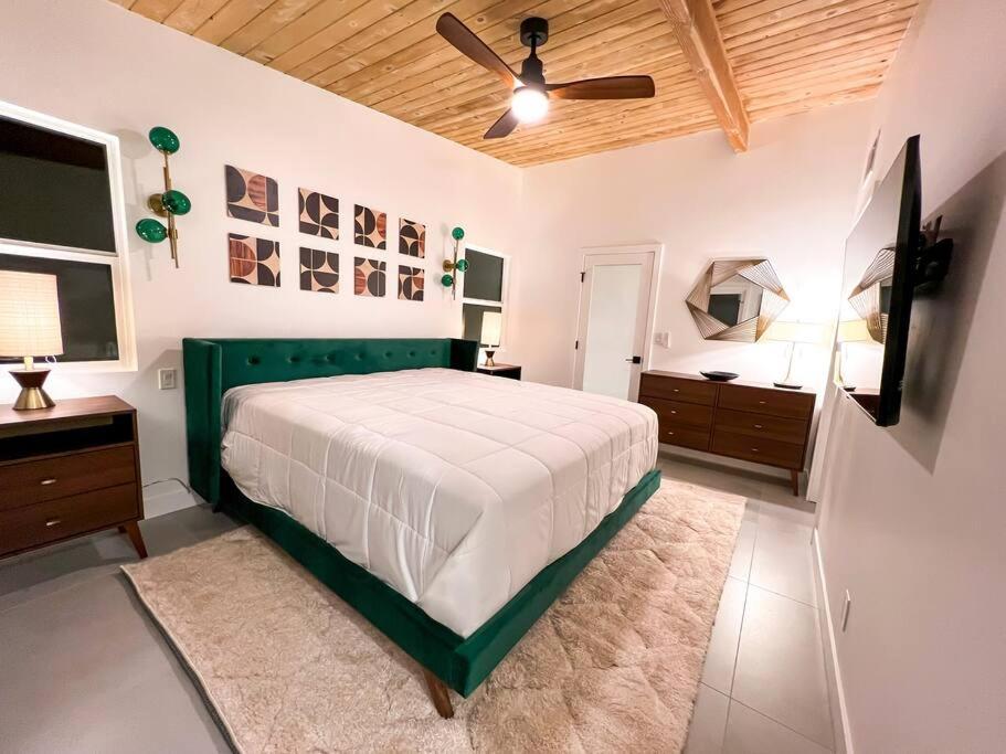 Casa Monterey At Sunrise Park 棕榈泉 外观 照片